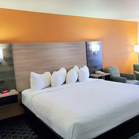 Baymont By Wyndham Hotel Santa Fe