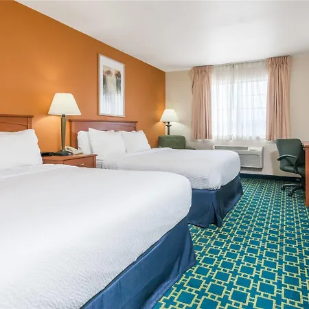 Hotel Baymont By Wyndham 2*